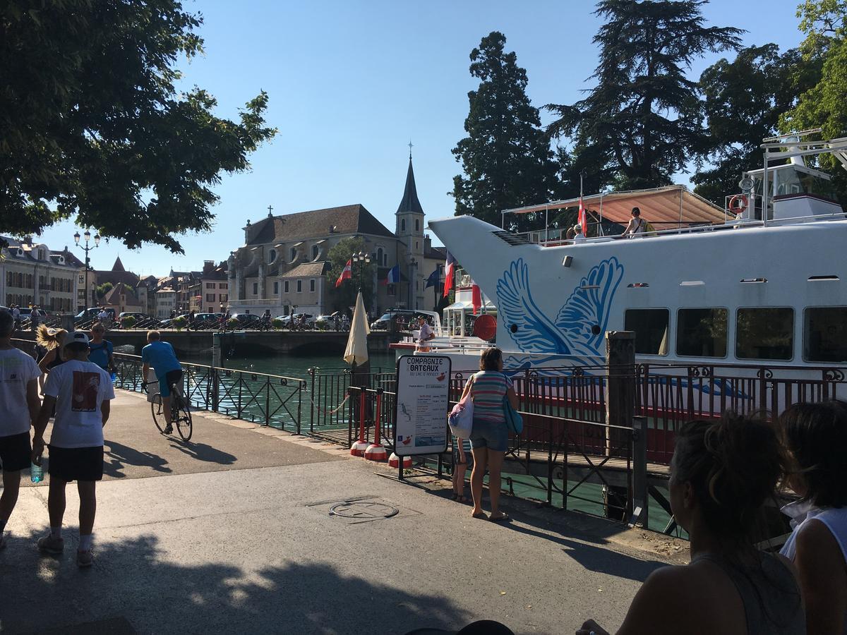 Le Perchoir Du Lac Annecy Bagian luar foto
